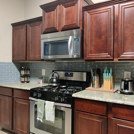 Wonderful, Plush & Luxurious 3 Bed Room Home Ел Пасо Екстериор снимка