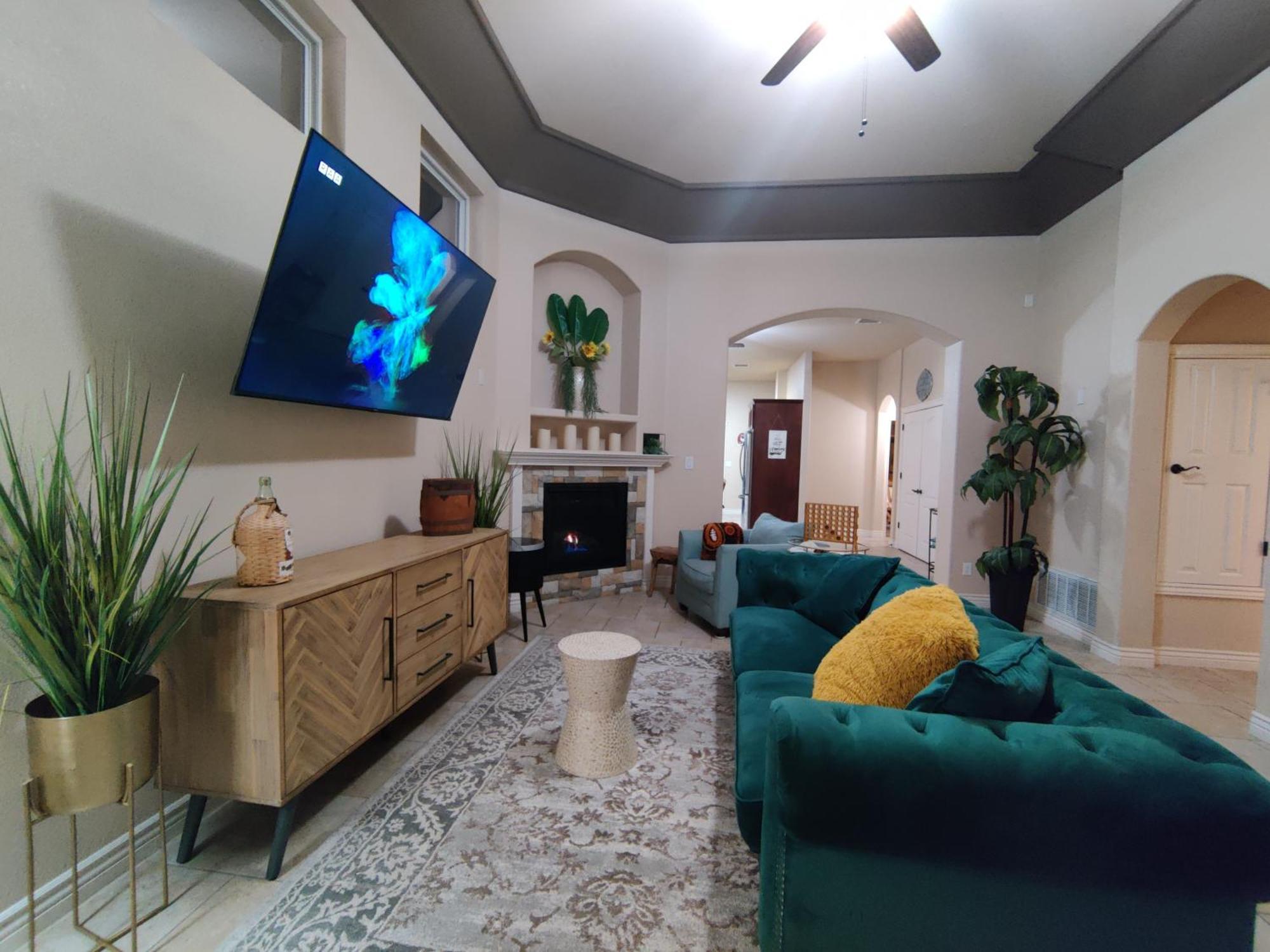 Wonderful, Plush & Luxurious 3 Bed Room Home Ел Пасо Екстериор снимка
